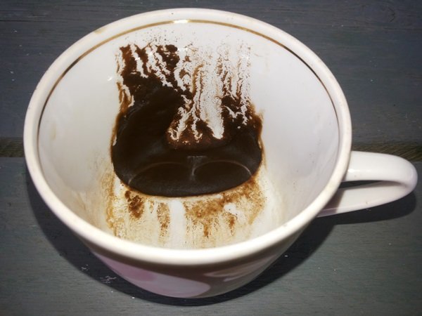 Kafijas pamatojums, kā veids, lai piesaistītu tārpus