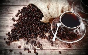 Kas padara kafiju: enerģiju, vai nervozu?