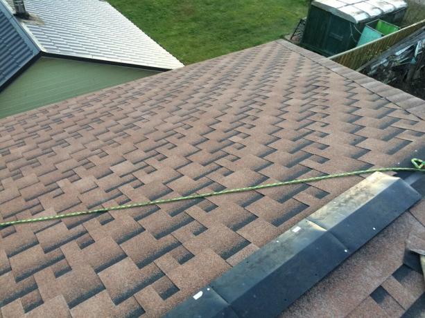 Uzstādīšana ventilācijas kores par mīksto jumtu.