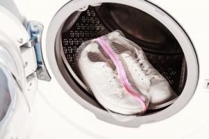 👉 6 visnoderīgākā triku, bet drēbju mazgāšana